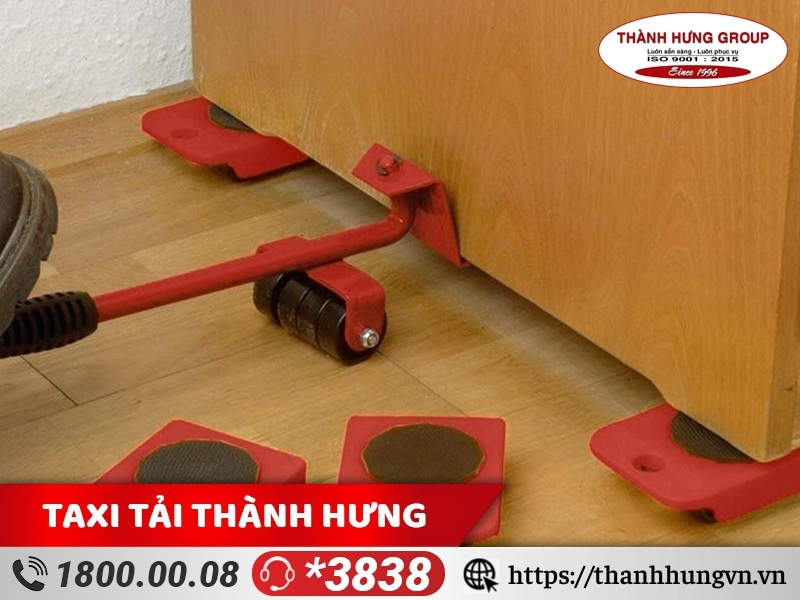 Các dụng cụ hỗ trợ di chuyển đồ nặng giúp tiết kiệm công sức, thời gian