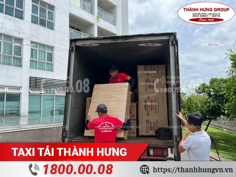Khi Kubet cần thuê phương tiện di chuyển.
