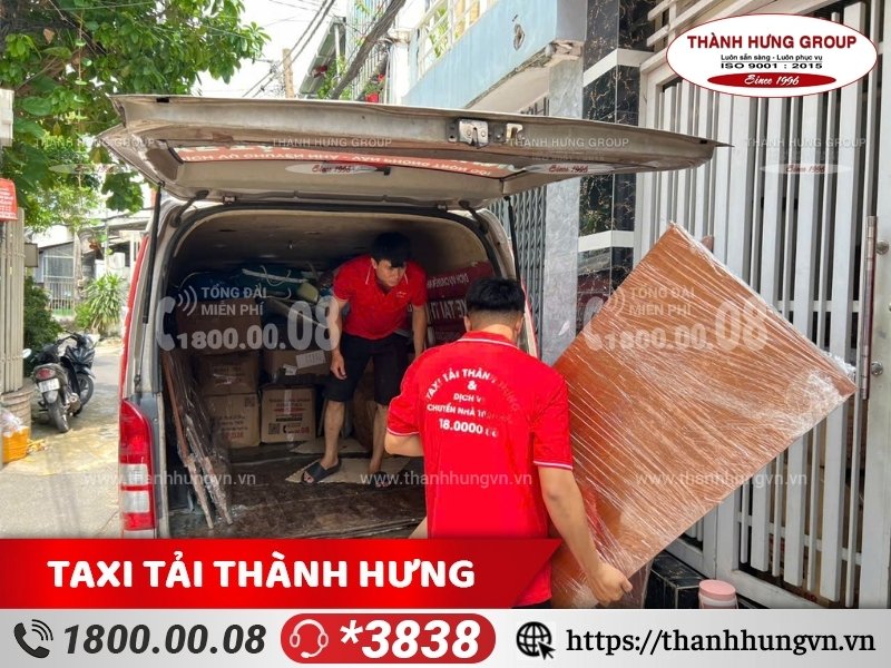 Taxi Tải Ku casino với đội ngũ nhân sự đông đảo, chuyên nghiệp.