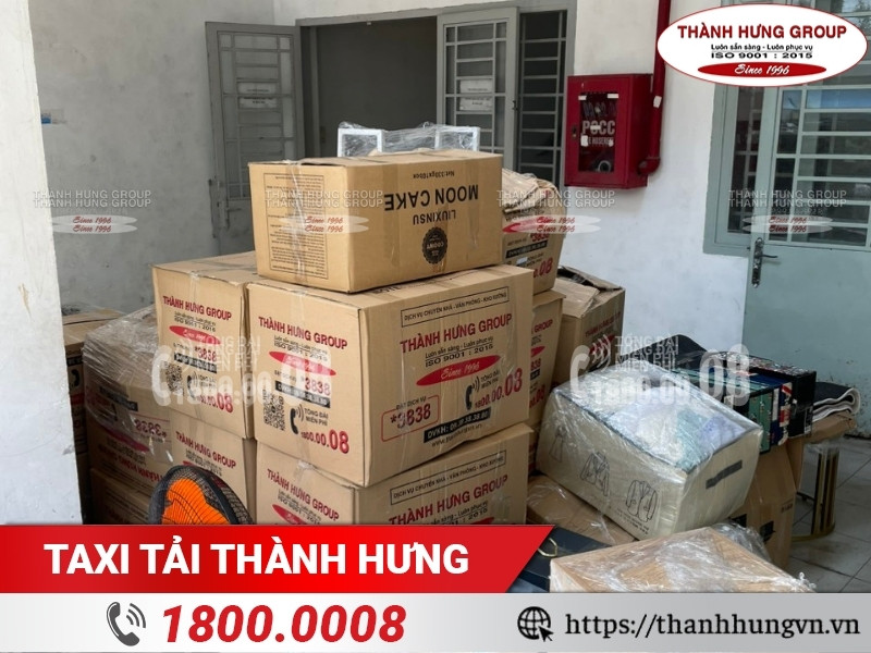 Hàng hóa được bảo vệ cẩn thận nhờ Dịch vụ - Kubet đóng gói chuyên nghiệp.
