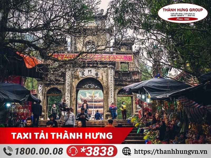 Lễ Hội chùa Hương nổi tiếng huyện Mỹ Đức.