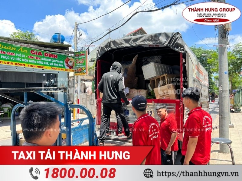 Nên tự Kubet hay sử dụng Dịch vụ - Kubet Kubet chuyên nghiệp?