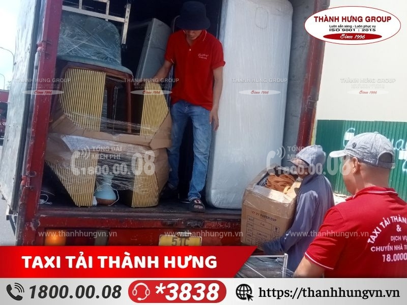 Nhân viên Ku casino luôn sẵn sàng phục vụ khách hàng chuyển văn phòng vào ban đêm, ngoài giờ hành chính, 24/7