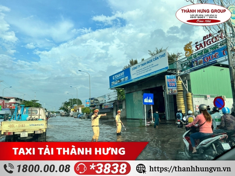 Cần Thơ thường xuyên có triều cường, khó di chuyển.