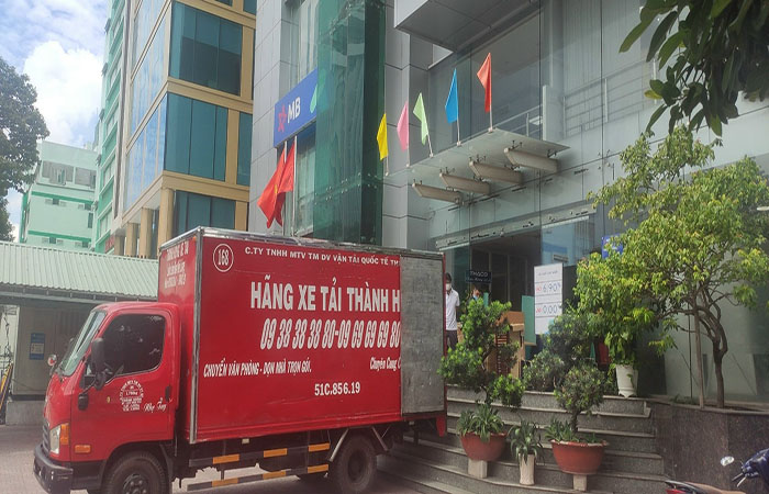 Công ty Taxi tải Ku casino