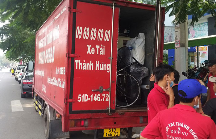 Nhân công bốc xếp hàng hoá chuyên nghiệp 