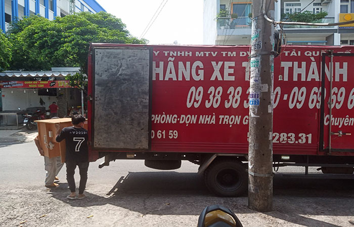 Xe tải chở thuê